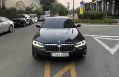 2023 BMW 5-Series 520i Luxury — фото 1