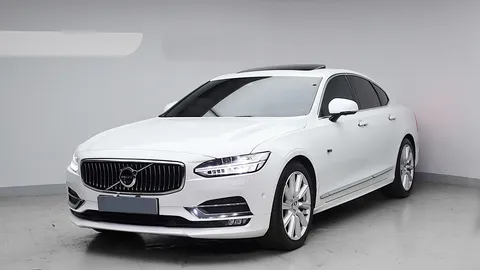 2023 Volvo S60 B5 Ultimate Bright