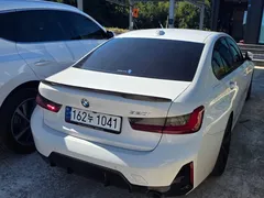 2023 BMW 3-Series 320i M Sport — фото 7