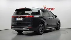 2023 Kia Carnival Diesel 9-Seater Noblesse — фото 2