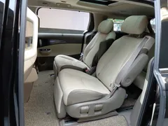 2023 Kia Carnival Gasoline 7-Seater Signature — фото 12