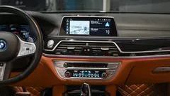 2022 BMW 7-Series 745Le iPerformance M Sport — фото 16