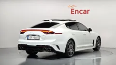 2023 Kia Stinger 3.3 GT AWD — фото 2