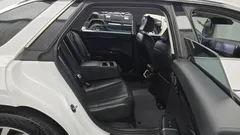 2023 Hyundai Grandeur 3.5 LPG 2WD (Taxi) — фото 14