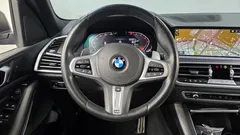 2022 BMW X5 xDrive 40i M Sport — фото 13