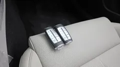 2023 Genesis G70 Gasoline 2.0T 2WD, серый — фото 18