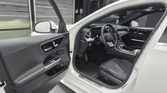 2023 Mercedes-Benz C-Class C300 4MATIC AMG Line, белый — фото 10