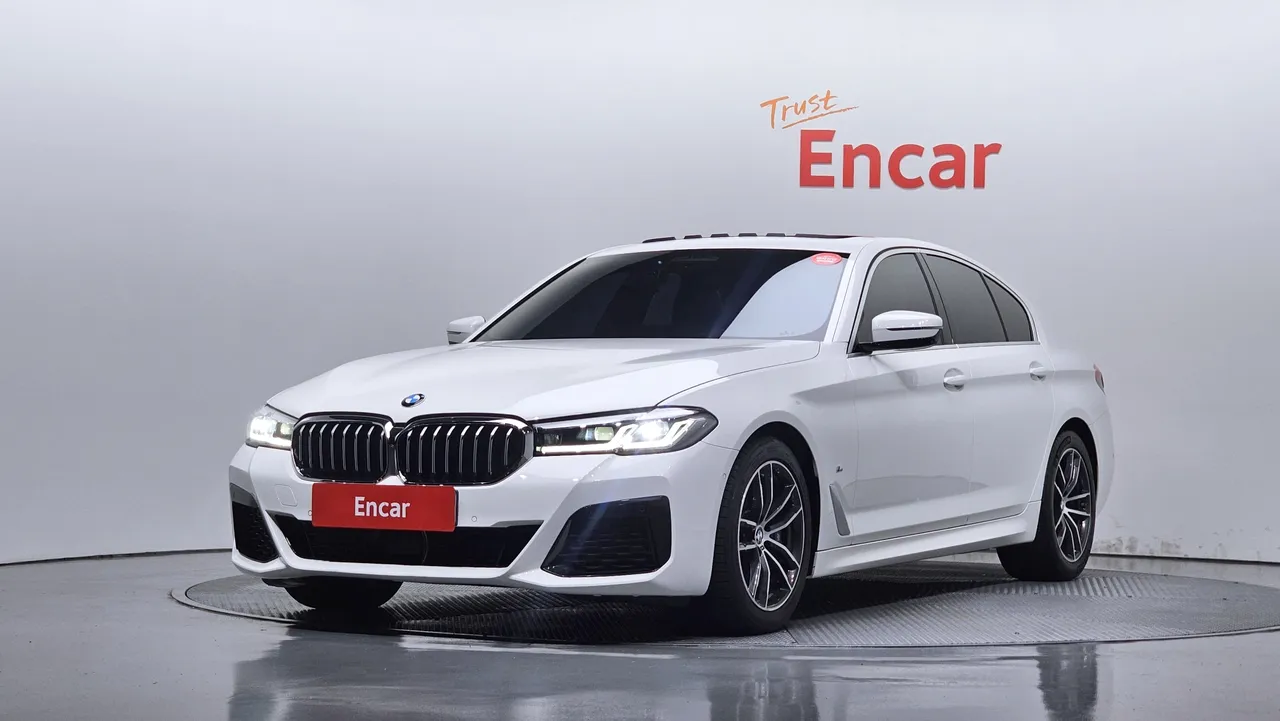 2023 BMW 5-Series 520i M Sport