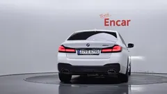 2023 BMW 5-Series 520i M Sport — фото 4