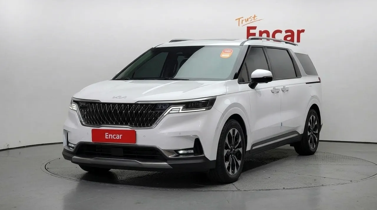 2023 Kia Carnival Gasoline 7-Seater Outdoor