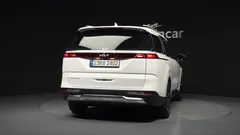 2023 Kia Carnival Diesel 7-Seater Outdoor — фото 4