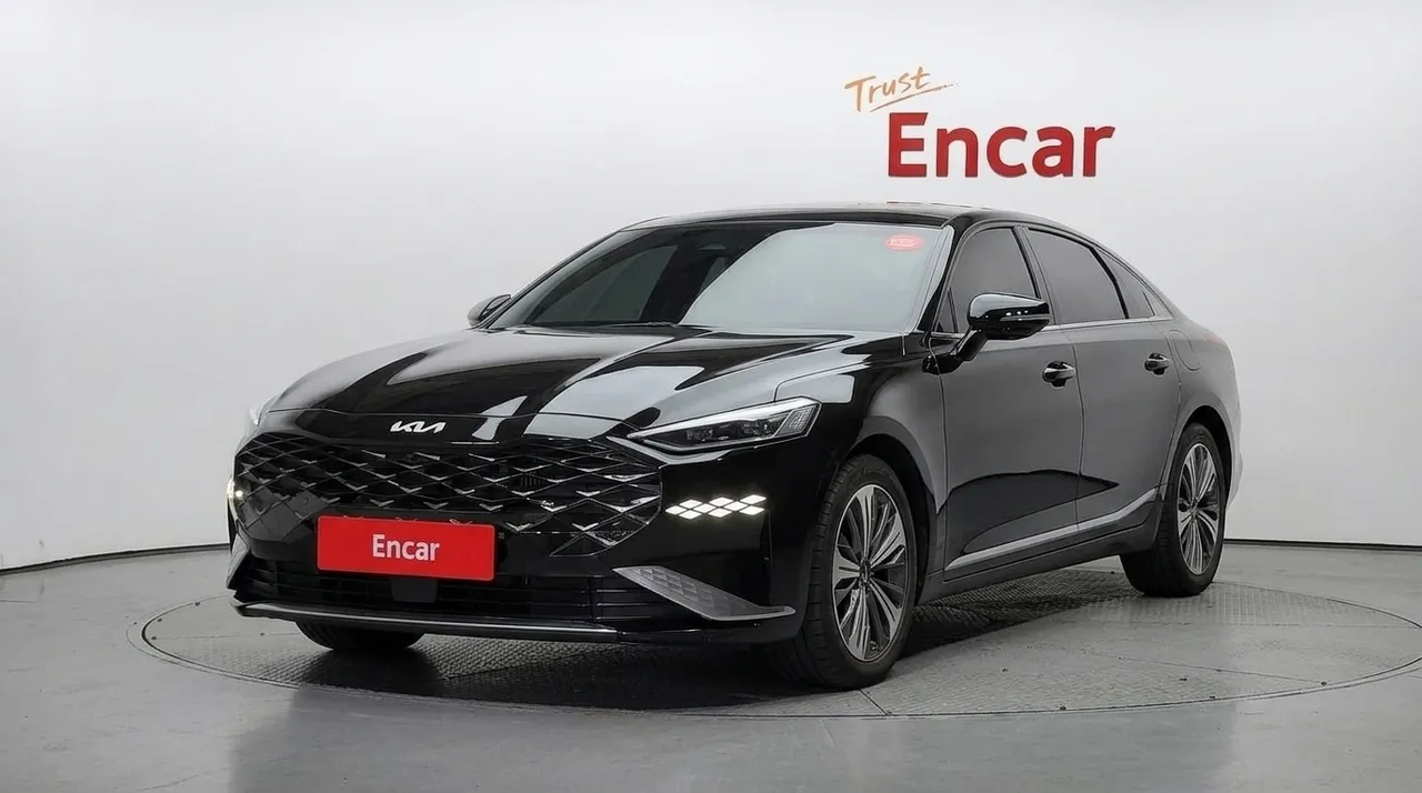 2023 Kia K8 Signature
