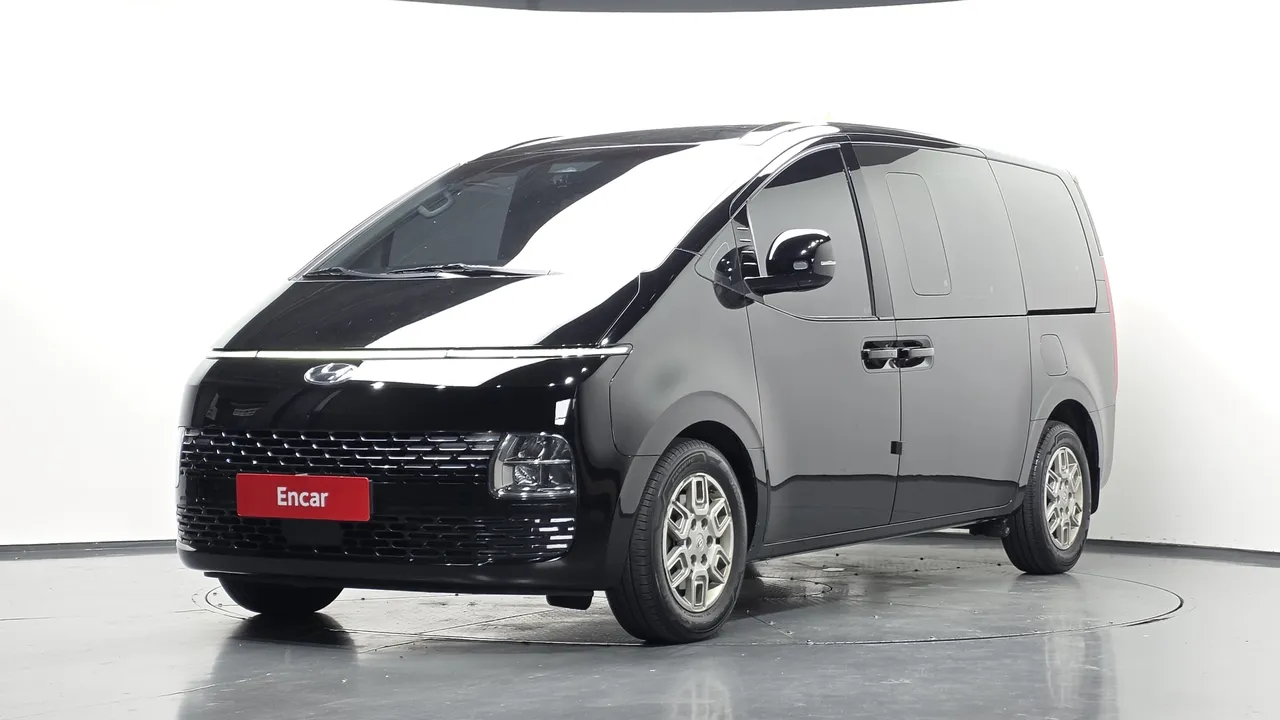 2022 Hyundai Staria Cargo 5-Seater