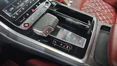 2025 Audi SQ7 4.0 TFSI Quattro — фото 9