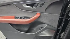 2025 Audi SQ7 4.0 TFSI Quattro — фото 19