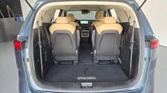 2023 Kia Carnival Diesel 9-Seater Prestige — фото 20