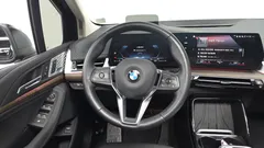 2023 BMW 2-Series 220i Luxury, чёрный — фото 12