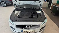 2023 Volvo S90 B5 Ultimate Bright, белый — фото 6