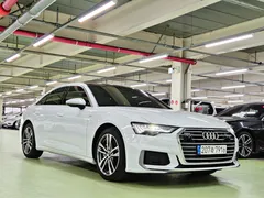 2023 Audi A6 45 TFSI Quattro Premium — фото 2