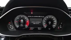 2022 Audi Q3 35 TDI Premium Sportback — фото 8