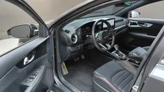 2022 Kia K3 1.6 Turbo GT 5Door — фото 10