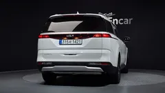 2023 Kia Canival Diesel 9-Seater Prestige — фото 4