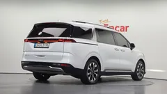 2022 Kia Carnival Diesel 9-Seater Signature — фото 2
