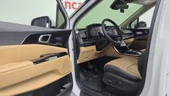 2022 Kia Carnival Diesel 9-Seater Signature — фото 15