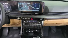 2022 Kia Carnival Diesel 9-Seater Signature — фото 17