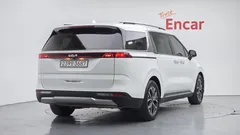 2023 Kia Carnival Diesel 9-Seater Noblesse — фото 2
