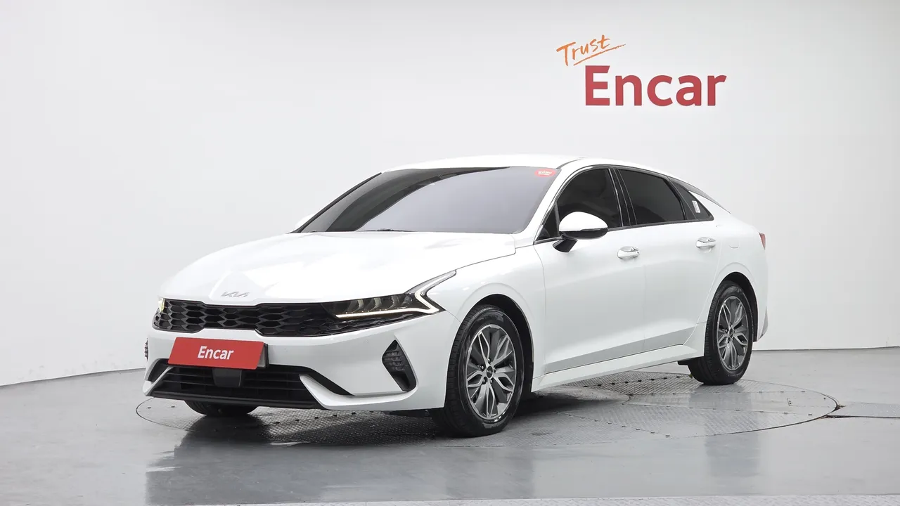 2023 Kia K5 Prestige