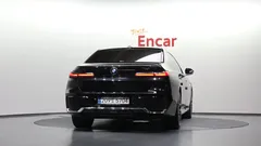 2023 BMW 7-Series 740i sDrive M Sport — фото 4