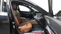 2023 BMW 7-Series 740i sDrive M Sport — фото 11