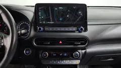 2022 Hyundai Kona Gasoline 2.0 2WD, белый — фото 13