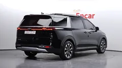 2023 Kia Carnival Diesel 9-Seater Prestige — фото 2