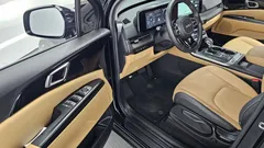 2023 Kia Carnival Diesel 9-Seater Prestige — фото 10
