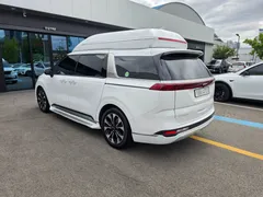 2023 Kia Carnival Diesel 9-Seater Hi-Limousine — фото 4