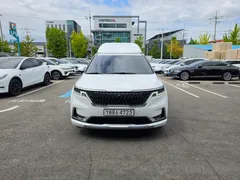 2023 Kia Carnival Diesel 9-Seater Hi-Limousine — фото 13