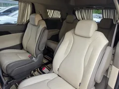 2023 Kia Carnival Diesel 9-Seater Hi-Limousine — фото 18