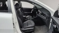 2022 Kia Niro 1.6 HEV, белый — фото 11
