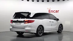 2021 Honda Odyssey 3.5, белый — фото 2