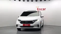 2021 Honda Odyssey 3.5, белый — фото 3