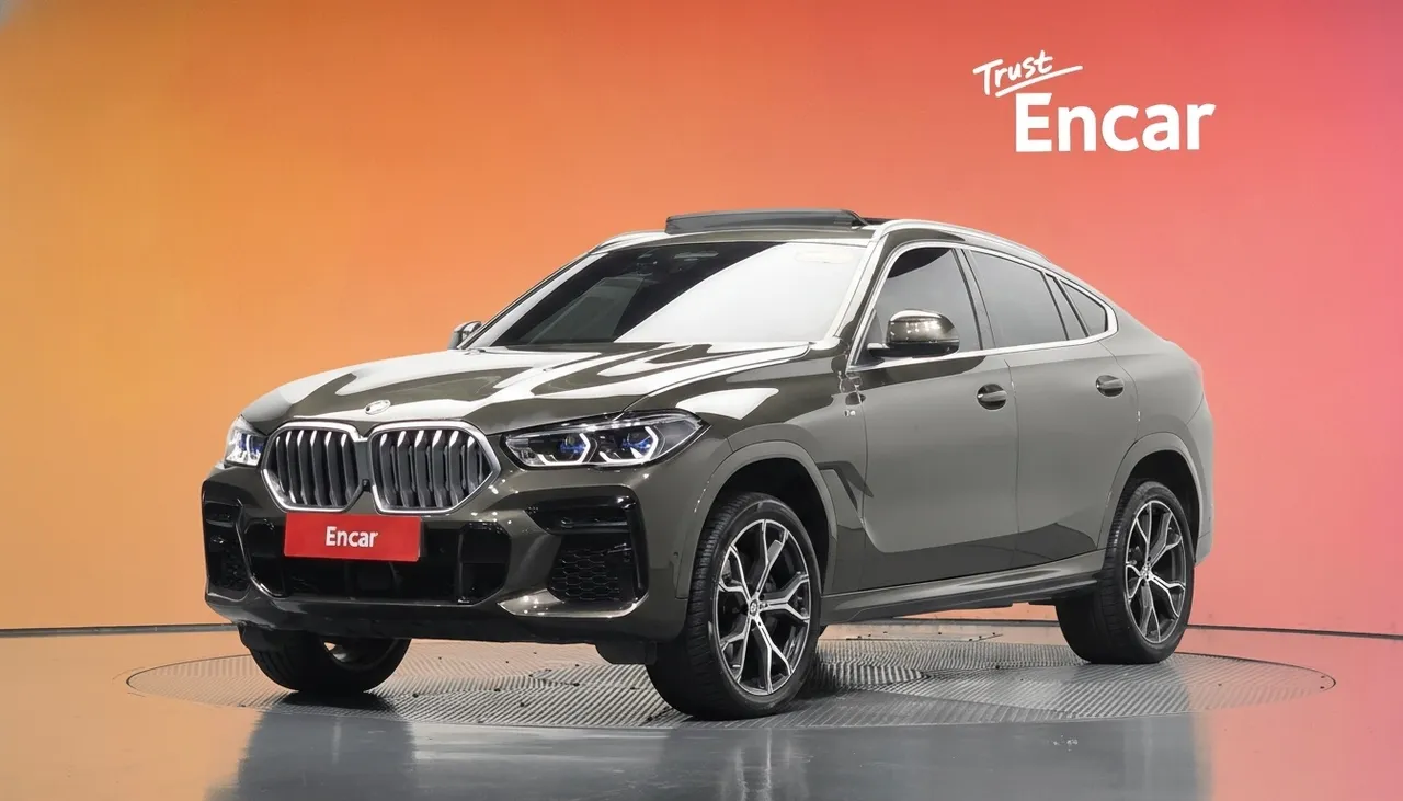 2022 BMW X6 xDrive40i M Sport
