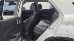 2023 Hyundai Venue 1.6 Smart — фото 15