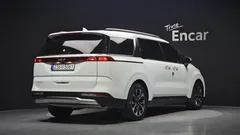 2023 Kia Carnival Diesel 7-Seater Noblesse — фото 2
