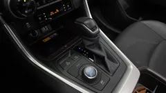 2024 Toyota RAV4 2,5 4WD Hybrid LTD, белый — фото 9
