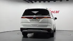 2023 Kia Carnival Diesel 9-Seater Prestige — фото 4