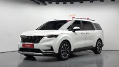 2023 Kia Carnival Diesel 9-Seater Prestige — фото 13