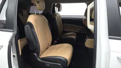 2023 Kia Carnival Diesel 9-Seater Prestige — фото 15