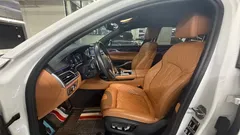 2022 BMW 7-Series 740i M Sport — фото 10
